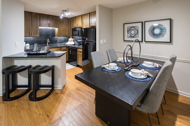 Photo - Cortland 3131