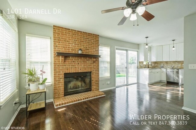 Photo - 1401 Darnell Dr