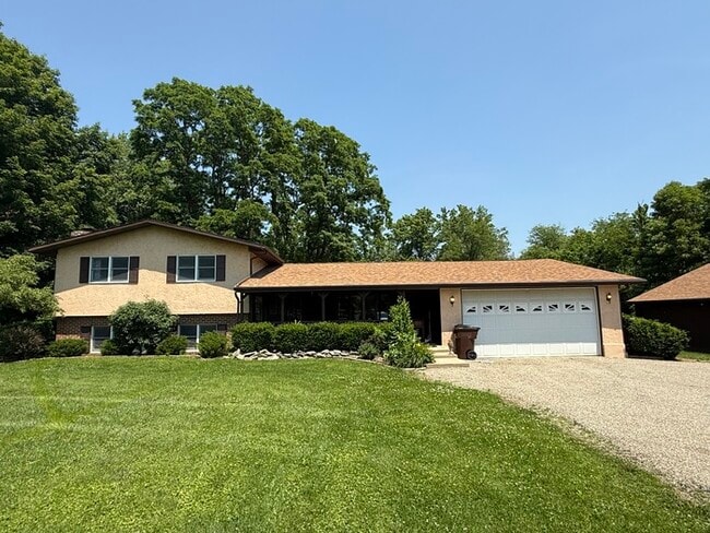 Charming 4 beds 2.5 baths in Sunbury! - Charming 4 beds 2.5 baths in Sunbury! House