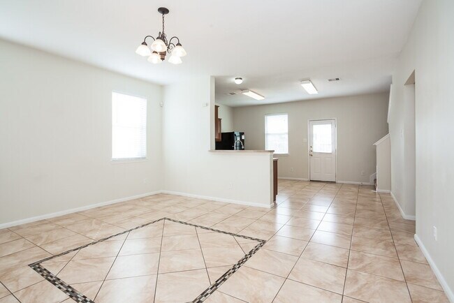 Photo - 4838 Montclair Hill Ln