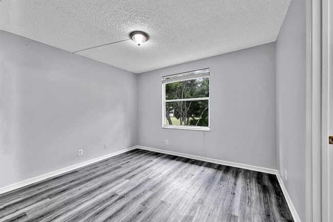 Photo - 8658 S Southgate Shores Cir Unit 8658