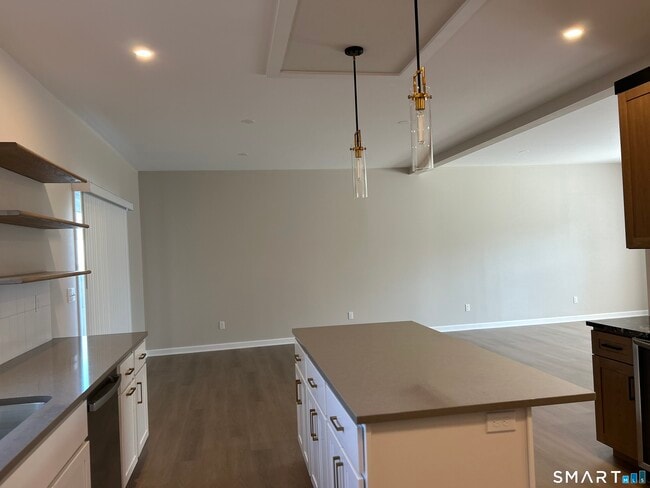 Photo - 62 Soundview Ave