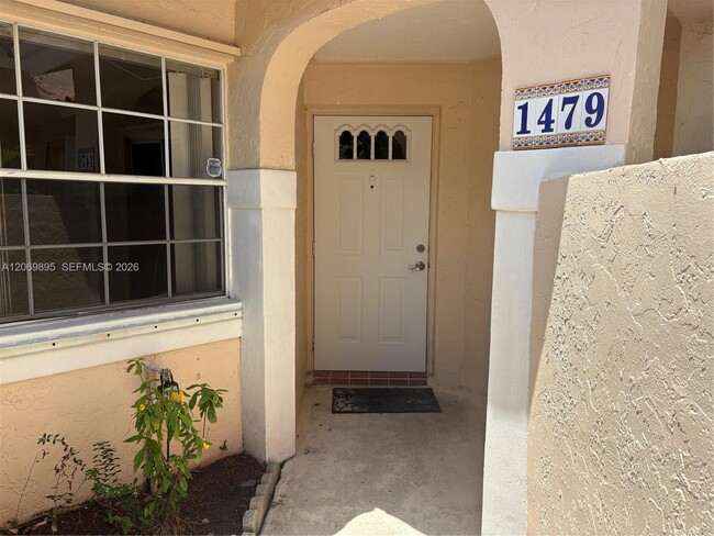Building Photo - 1479 Springside Dr