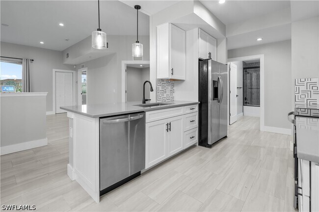 Building Photo - 18268 Creekside Preserve Loop Unit 101