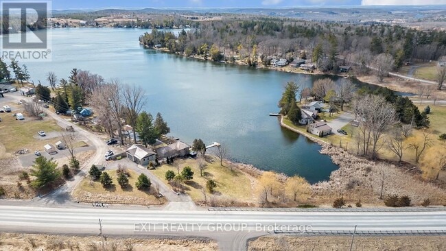 Photo - 1531 Foxboro Stirling Rd