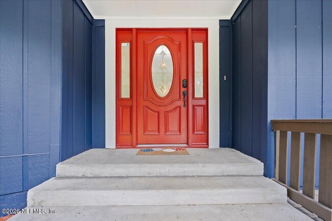 2421 Dogwood Ln