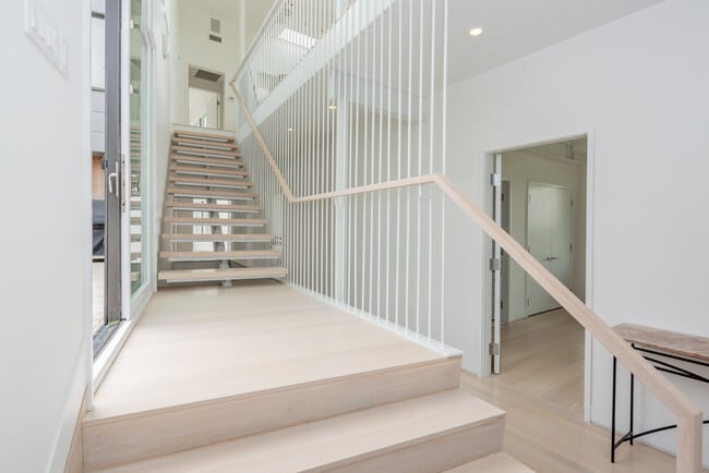 Photo - 43 Surfside Ave