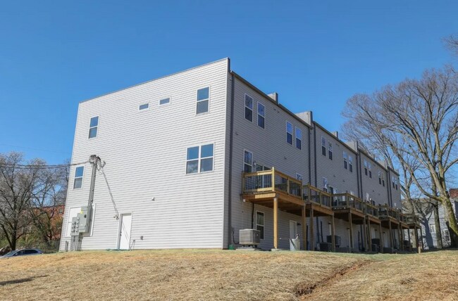 Photo - 524 Hale Ave