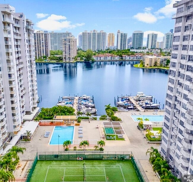 Building Photo - 18041 Biscayne Blvd Unit 1902 Rental