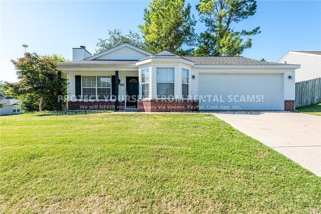 Building Photo - 3031 W Essex Dr