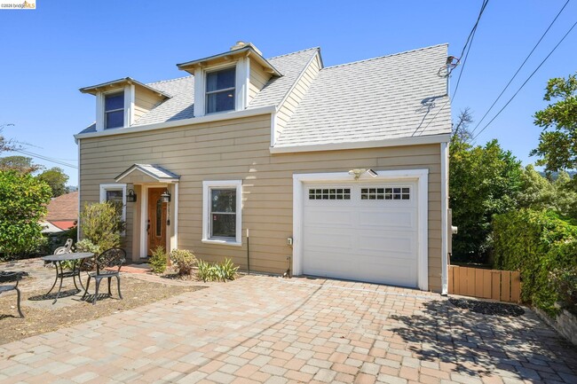 Photo - 7850 Crest Ave