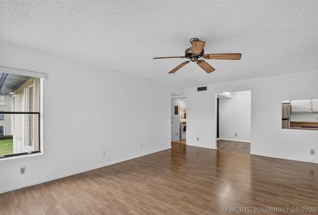 720 Sunny Pine Way Unit G2