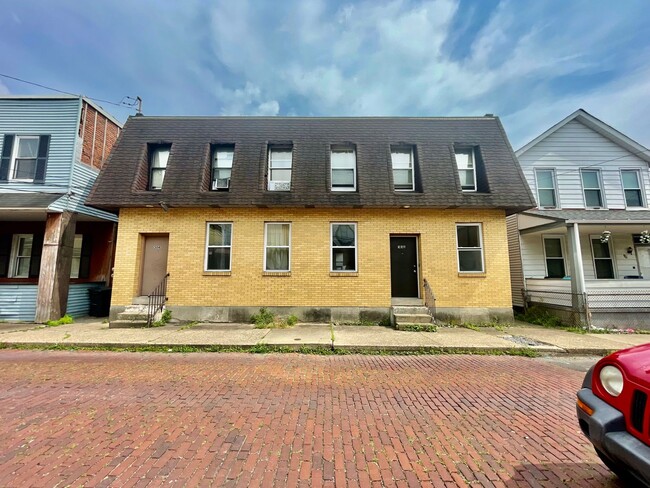 Building Photo - 304 Campbell St Unit 306 Rental