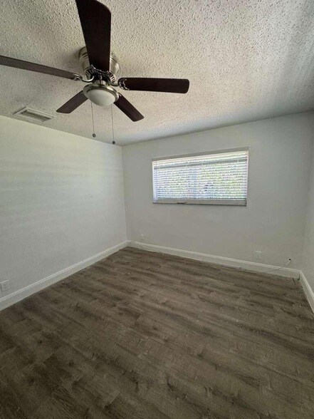 1123 NW 3rd Ave Unidad 2