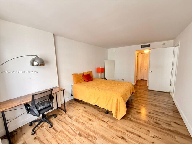 Photo - 6039 Collins Ave Unit 1506