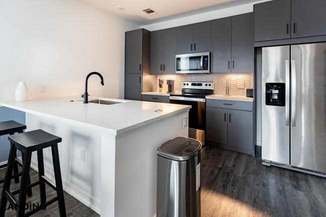 Photo - 1100 Prism Pl Unit 110-206