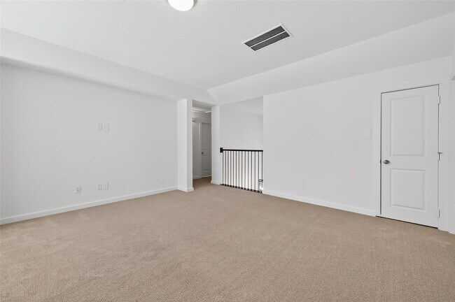 Photo - 3222 Kindred Wy