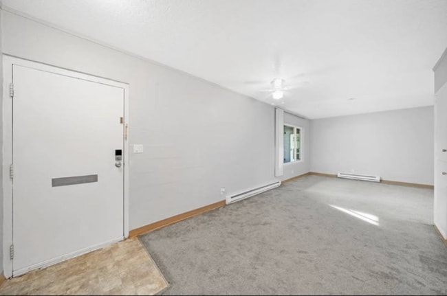 Photo - 177 SE 5th Ave Unidad C