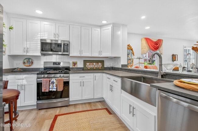 Photo - 15 Wyckham Rd