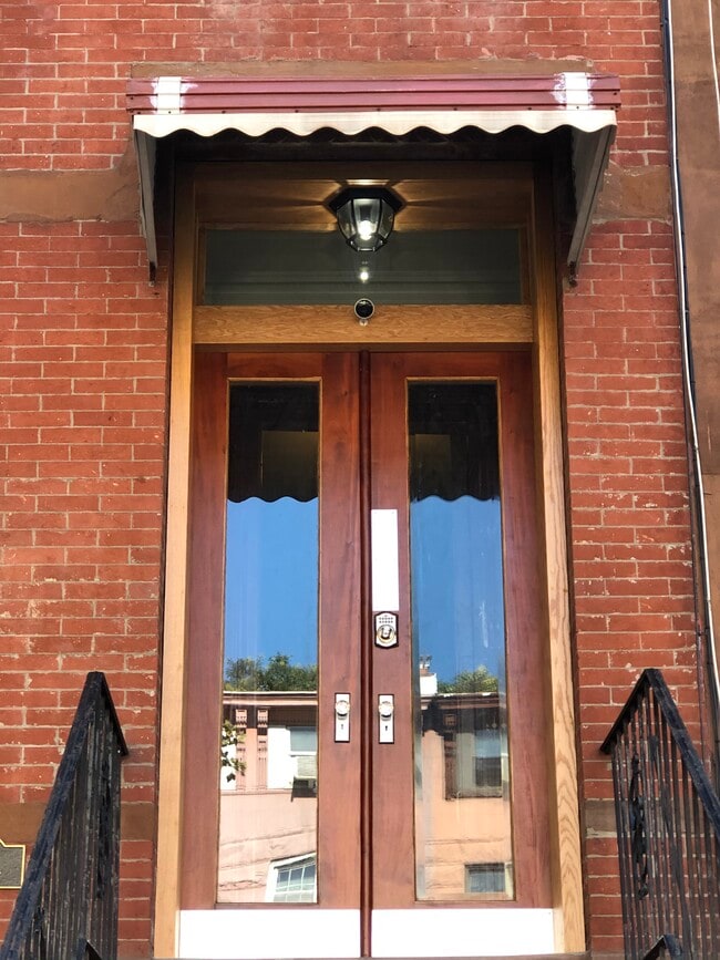 Photo - 414 Macon St Unit 4