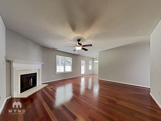 Photo - 3088 Rosewalk Dr