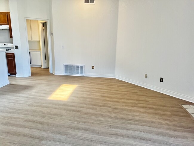 Photo - 7354 Mission Trails Dr