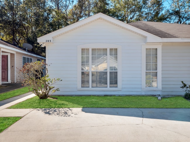 Photo - 283 Wilson Green Blvd