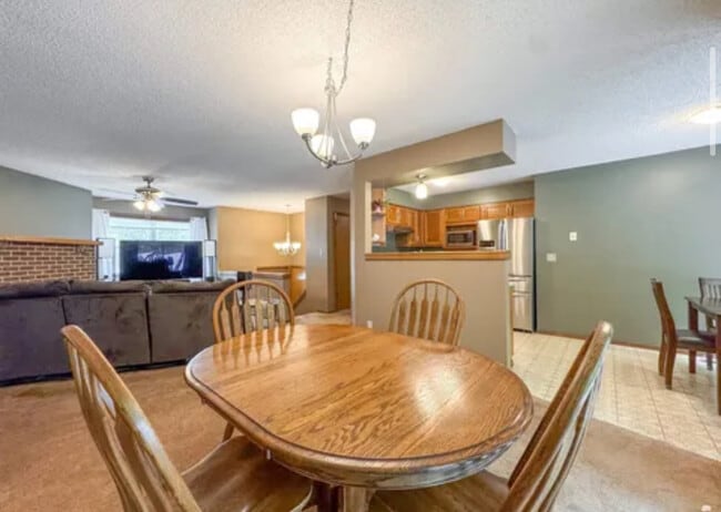 Photo - 902 Connecticut Ave