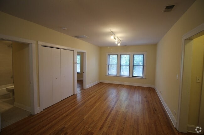 Building Photo - 3717 Leavitt N St Unit 3 Rental