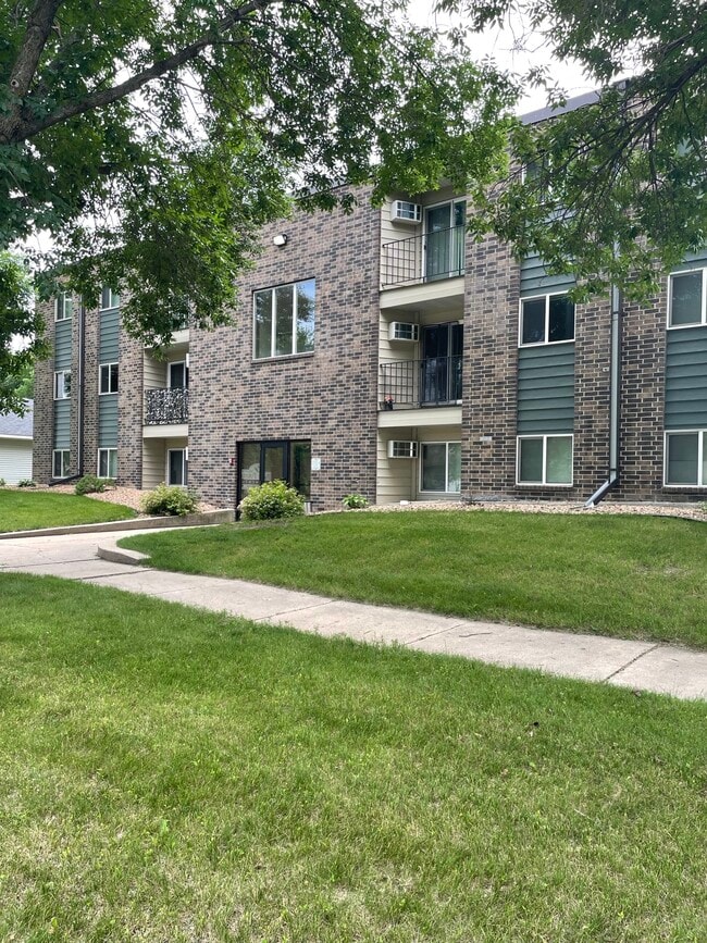 Photo - Pioneer Pointe