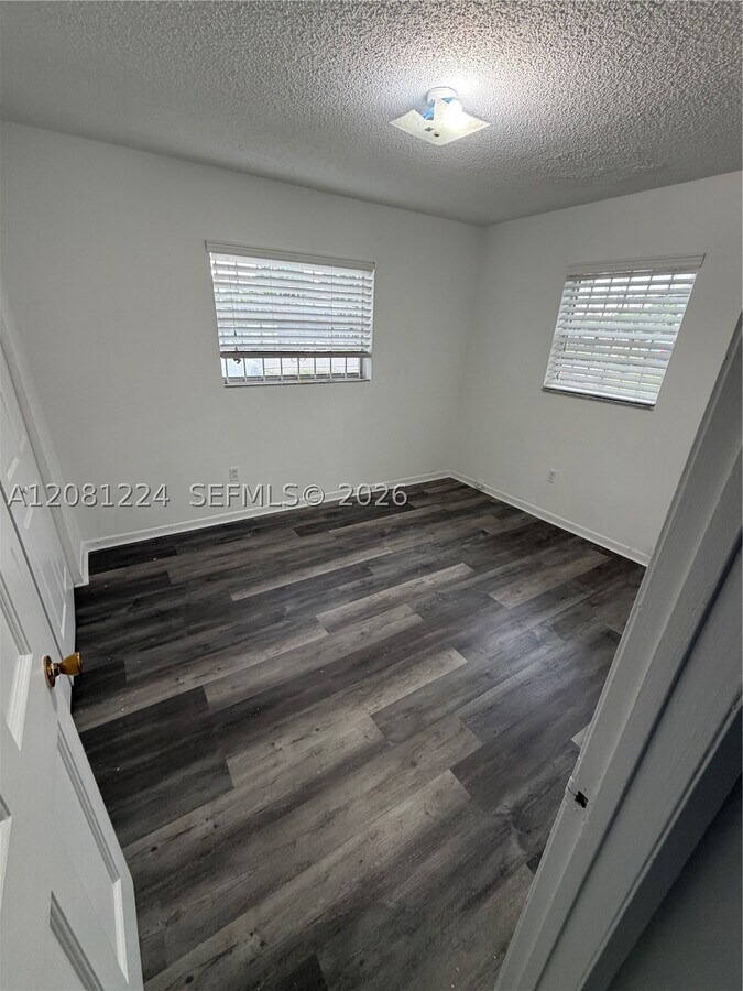 Photo - 15813 NW 38th Pl