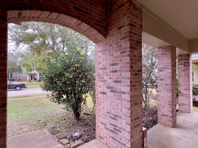 Photo - 719 Pickett Hill Ln