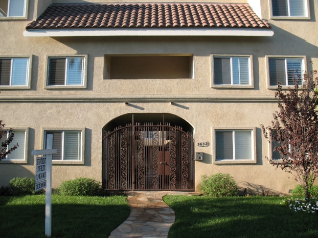 Building Photo - 3632 2nd St