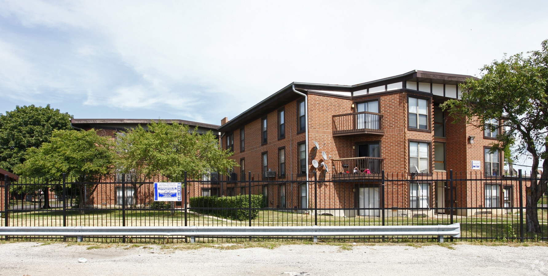 Madison Terrace - Madison Terrace Apartments