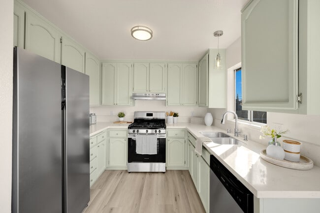 Photo - 7327 Exeter St Unit 104