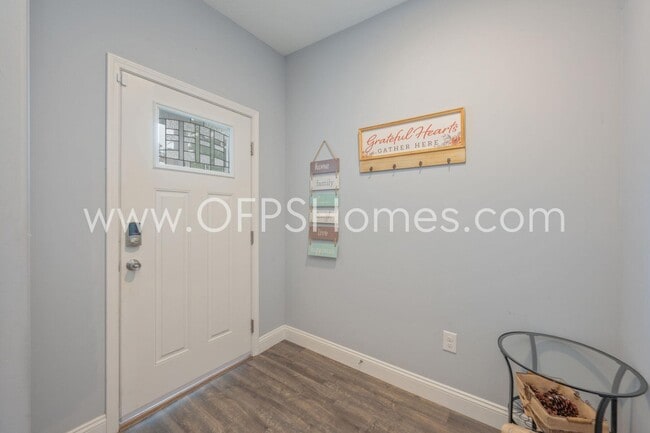 Photo - 193 Johnson Ct