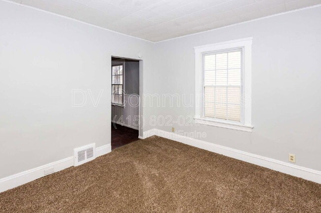 Photo - 9903 Sladden Ave