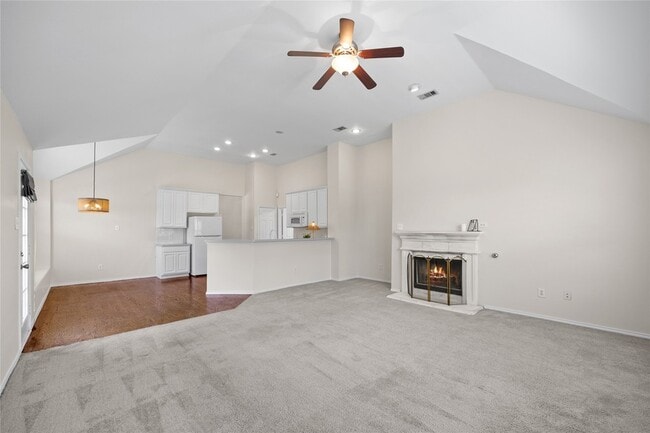 2120 Crestlake Dr