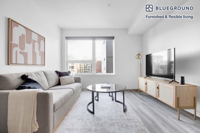 Building Photo - 1530 Belmont Ave Rental