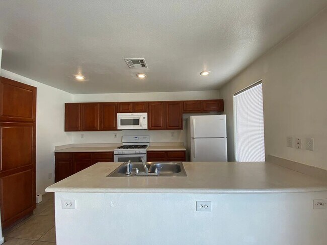 Photo - 6062 St Petersburg Dr