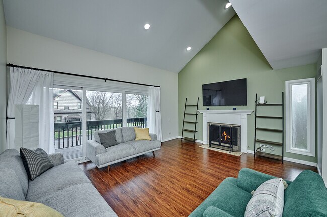 Photo - 1066 Florimond Dr