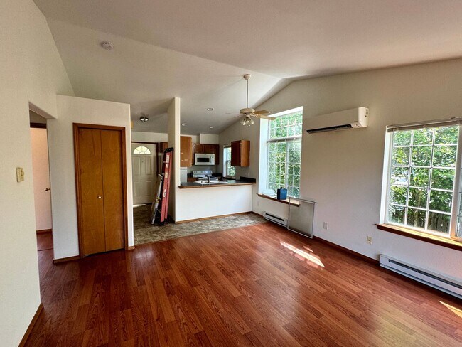 Photo - 1808 E Sunset Dr