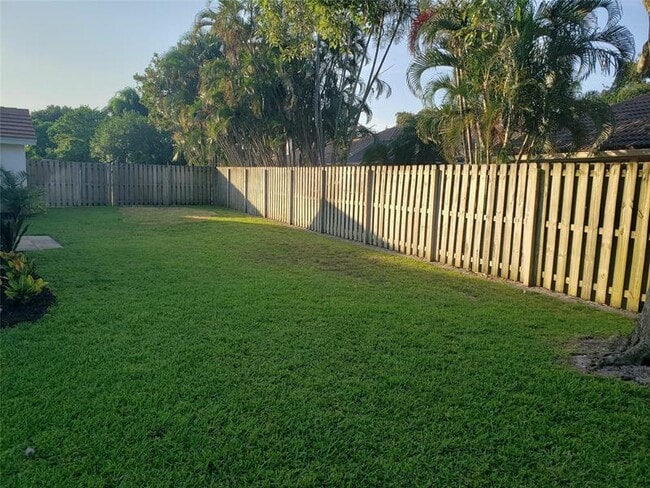 Photo - 6639 Hatteras Dr