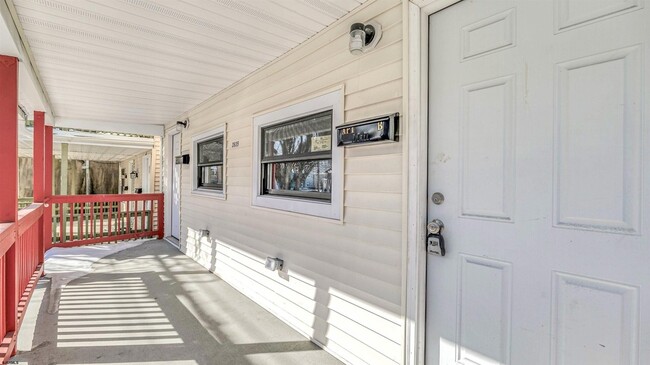 Photo - 2635 Arctic Ave