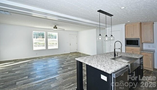 Photo - 5433 King Wilkinson Rd