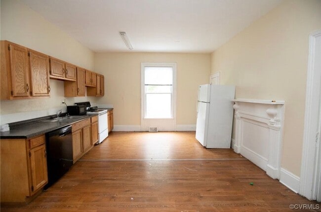 Photo - 410ES Unit A