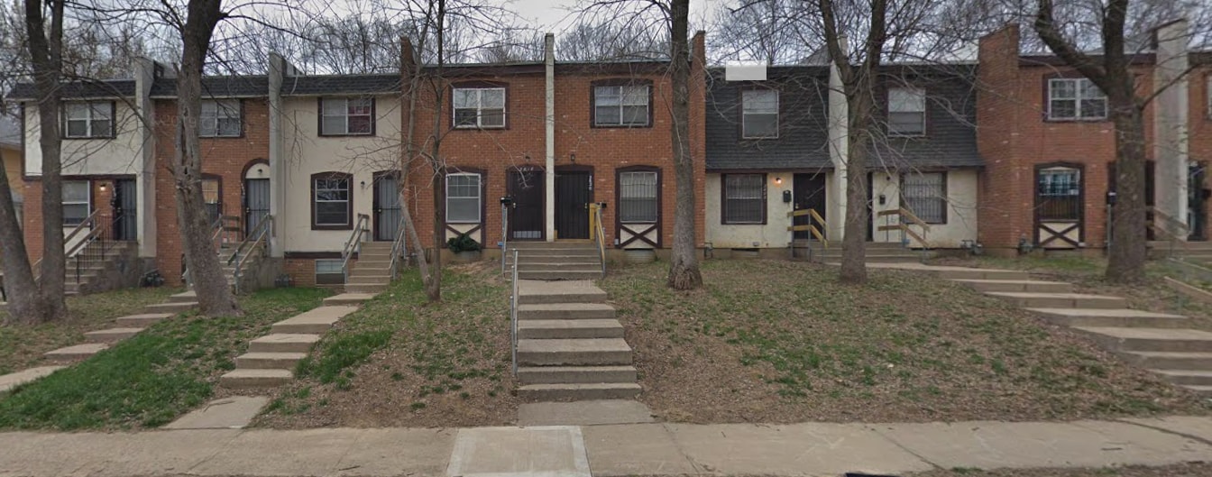 Photo - 2824 E 10th St