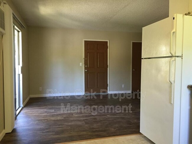 Photo - 346 Hickory St