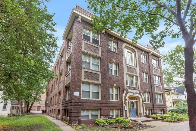 Photo - 2216 Harriet Ave Unit 105