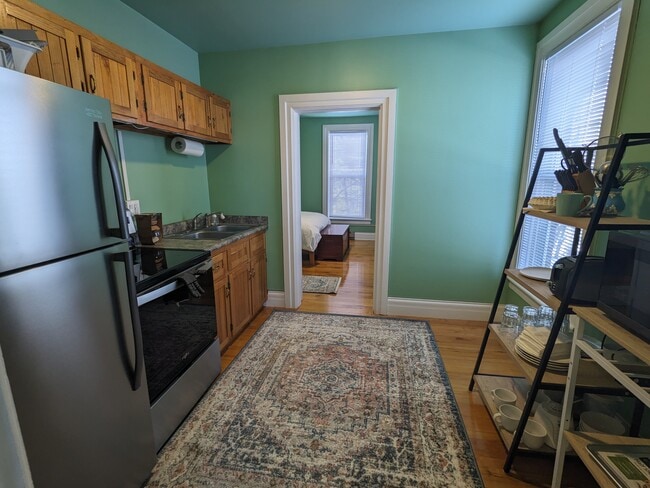 Photo - 423 Budd St Unit C